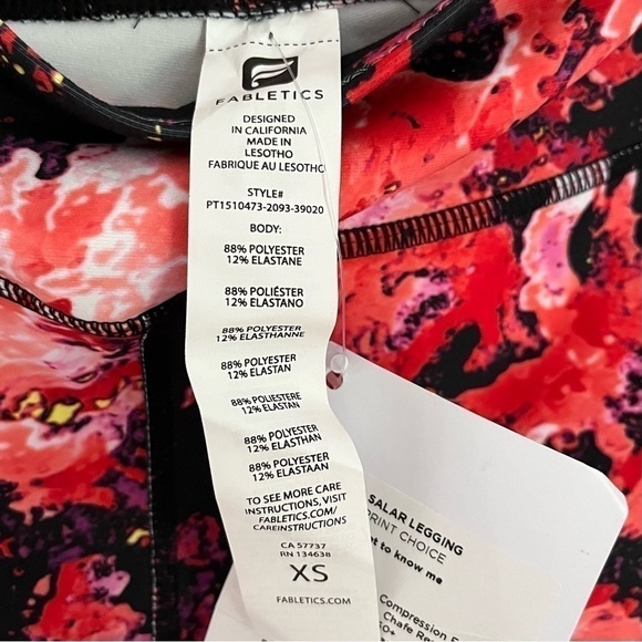 NWT Fabletics Salar Floral Printed Powerhold Leggings Pink Black‎ Size XS - Picture 10 of 10